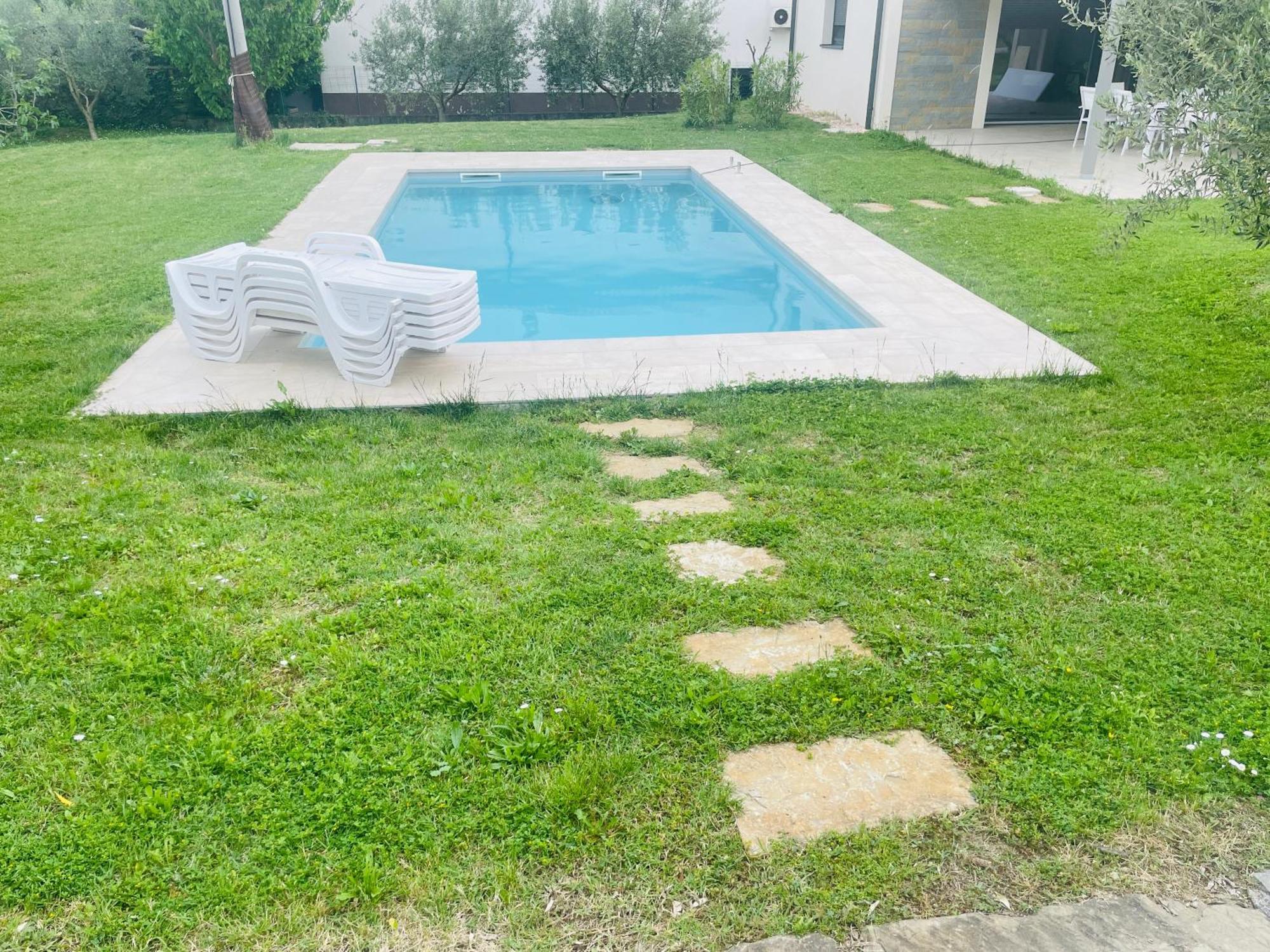Paradise Villas With Swimming Pool Koper Bagian luar foto